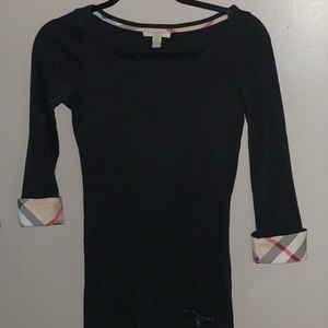 Burberry quarter sleeve shirt